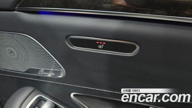 Mercedes-Benz S-Class 2016 — photo 20