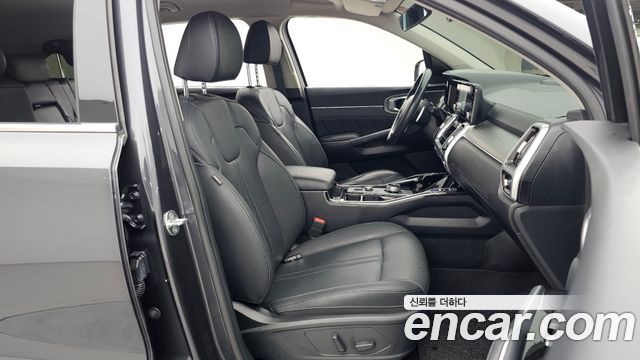Kia Sorento 2023 — photo 11