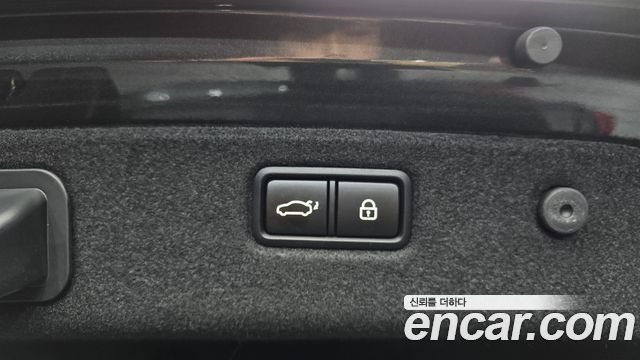 Genesis G70 2019 — photo 23