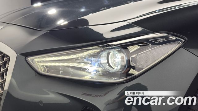 Genesis G70 2019 — photo 8