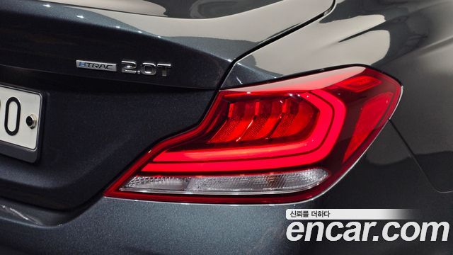 Genesis G70 2019 — photo 9