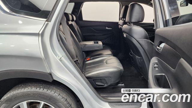 Hyundai Santafe 2019 — photo 12