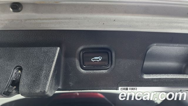 Hyundai Santafe 2019 — photo 17
