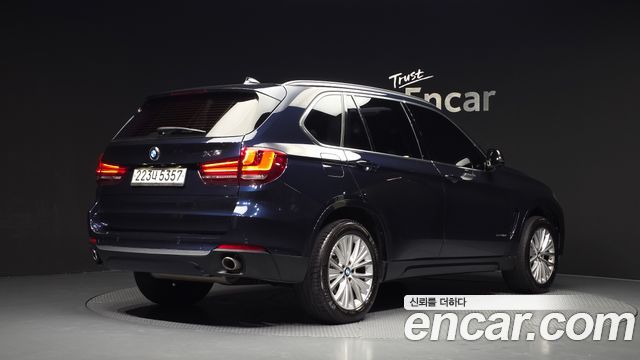 BMW X5 2016 — photo 2