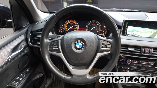 BMW X5 2016 — photo 13