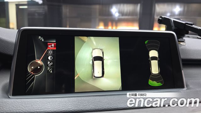 BMW X5 2016 — photo 16