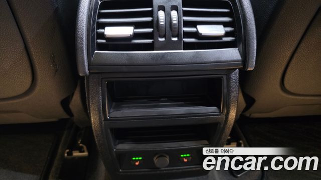 BMW X5 2016 — photo 19