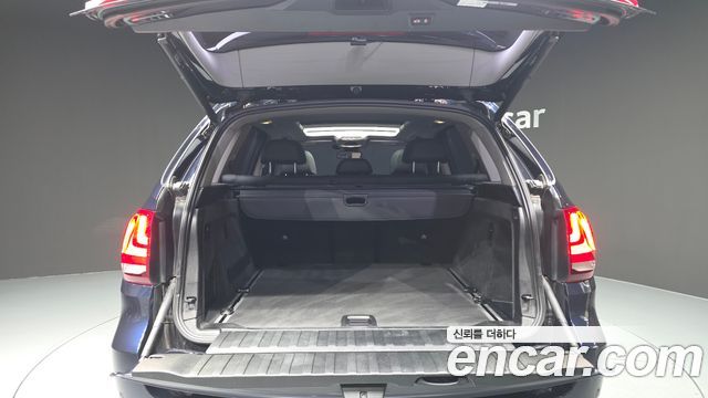 BMW X5 2016 — photo 20