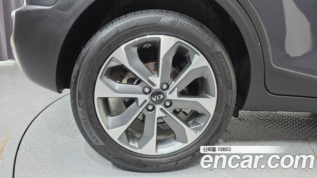 Kia Stonic 2018 — photo 5