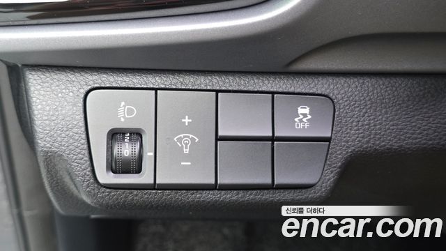 Kia Stonic 2018 — photo 18