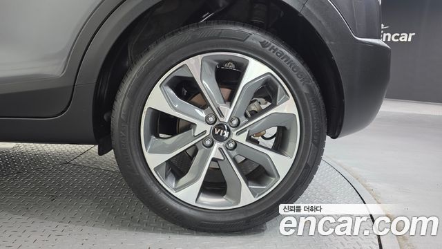 Kia Stonic 2018 — photo 7