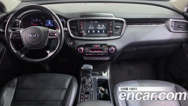 Kia Sorento 2018 — photo 10