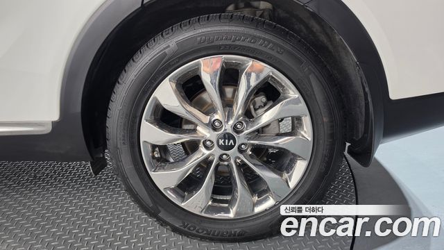 Kia Sorento 2018 — photo 7