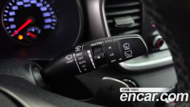 Kia Sorento 2018 — photo 38
