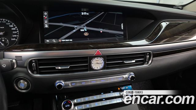Genesis G90 2019 — photo 18