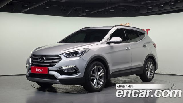 Hyundai Santafe 2016 — photo 1