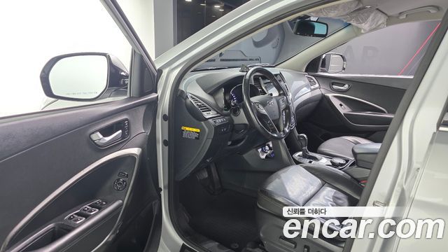 Hyundai Santafe 2016 — photo 10