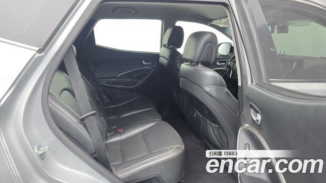 Hyundai Santafe 2016 — photo 12