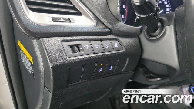 Hyundai Santafe 2016 — photo 16