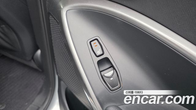 Hyundai Santafe 2016 — photo 19