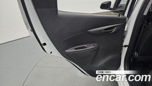 Chevrolet Korea Spark 2021 — photo 15