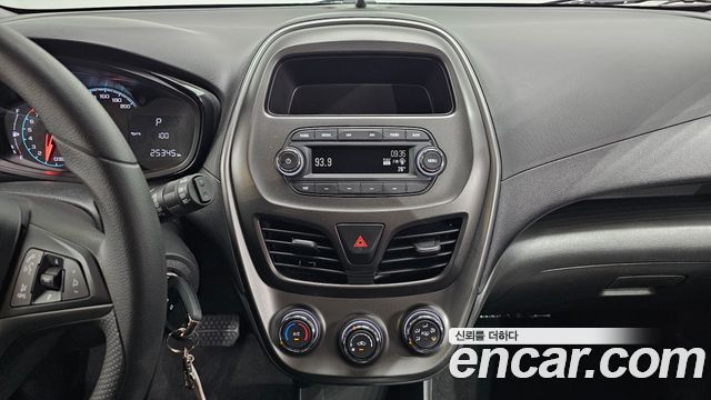 Chevrolet Korea Spark 2021 — photo 31