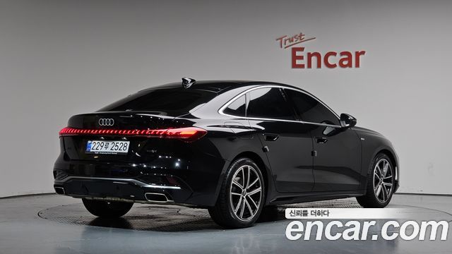 Audi A5 2025 — photo 2