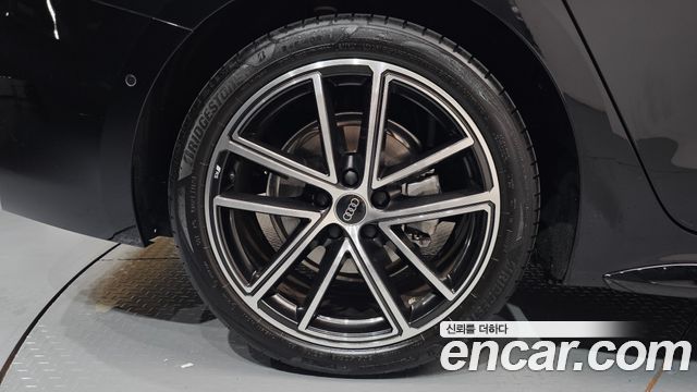 Audi A5 2025 — photo 7