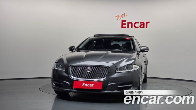 Jaguar XJ 2015 — photo 3