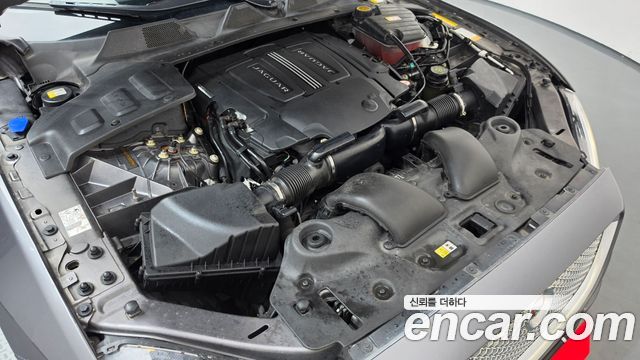 Jaguar XJ 2015 — photo 6