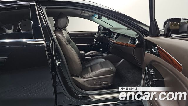 Kia K7 2017 — photo 11