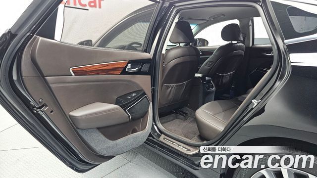 Kia K7 2017 — photo 12