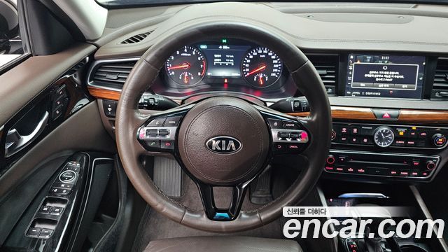 Kia K7 2017 — photo 13