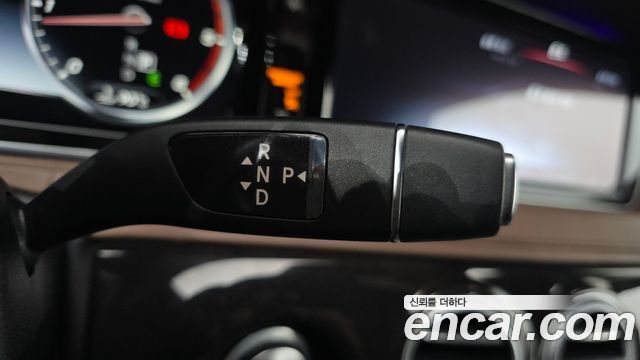 Mercedes-Benz S-Class 2017 — photo 12