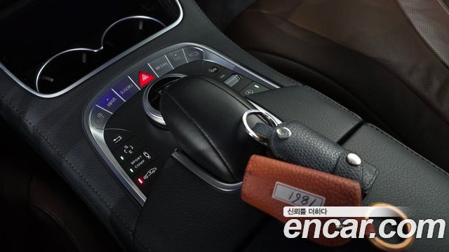 Mercedes-Benz S-Class 2017 — photo 27