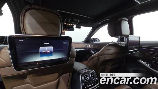 Mercedes-Benz S-Class 2017 — photo 29