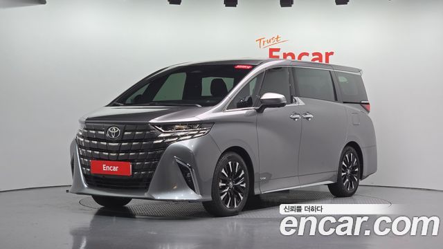 Toyota Alphard 2024 — photo 32