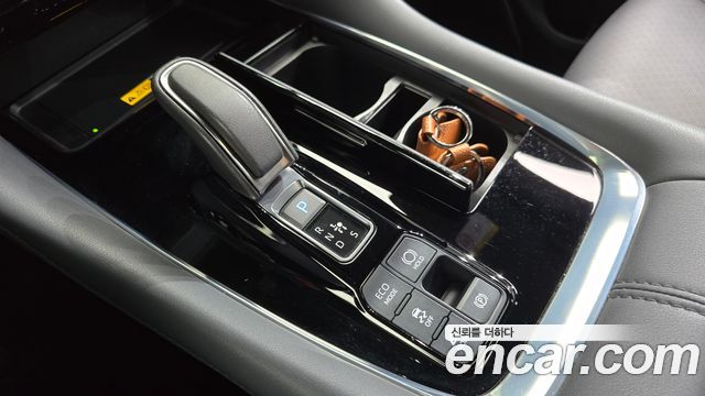 Toyota Alphard 2024 — photo 12