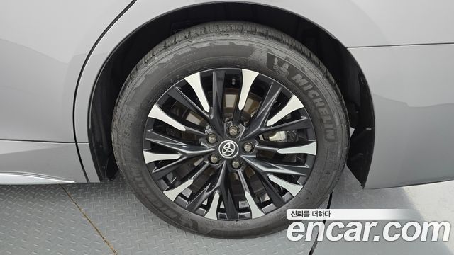 Toyota Alphard 2024 — photo 7