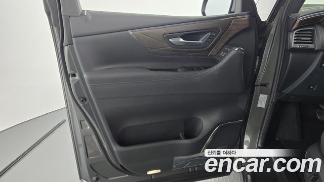 Toyota Alphard 2024 — photo 14