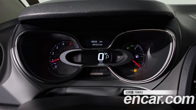 Renault Korea QM3 2018 — photo 8