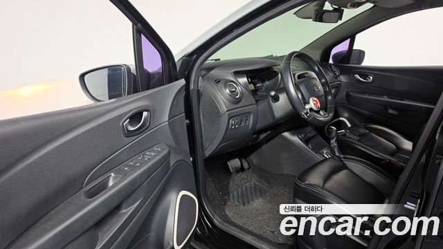 Renault Korea QM3 2018 — photo 10