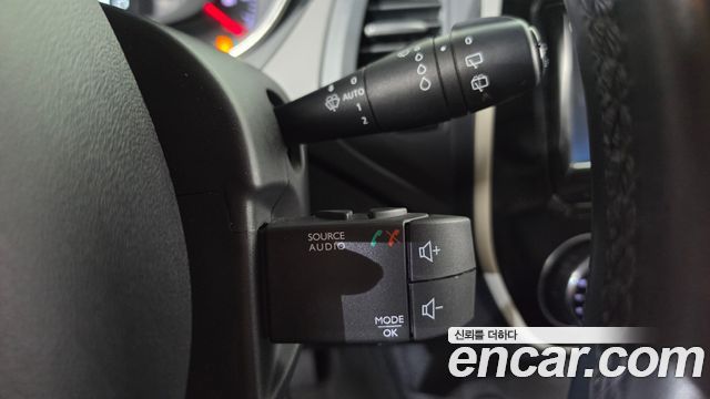 Renault Korea QM3 2018 — photo 17