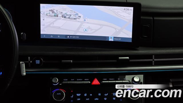 Hyundai Santafe 2024 — photo 13