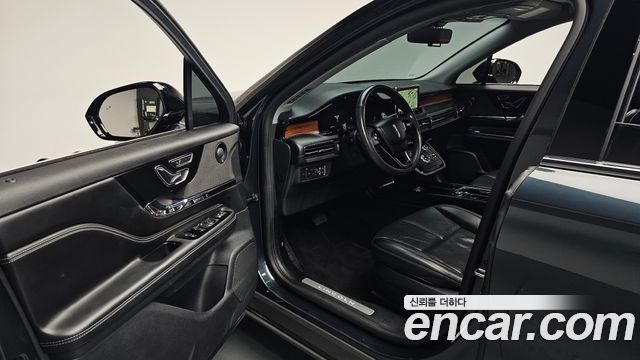 Lincoln Corsair 2020 — photo 13