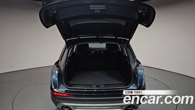 Lincoln Corsair 2020 — photo 26