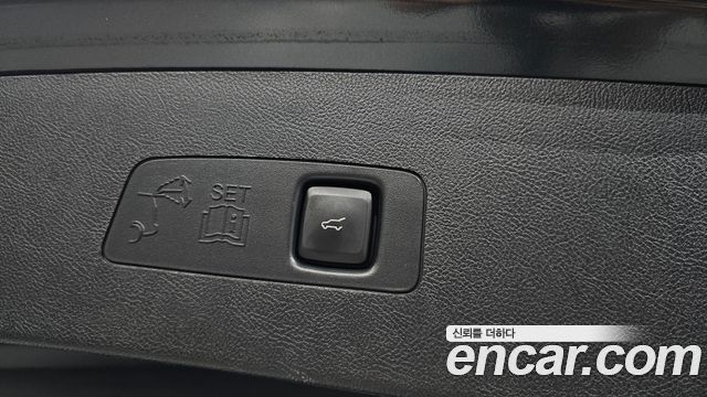 Lincoln Corsair 2020 — photo 36