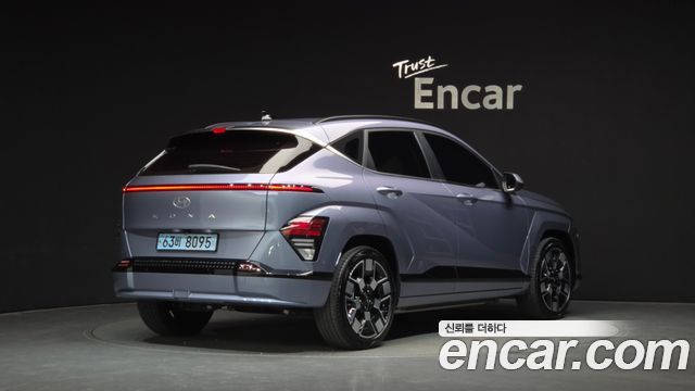 Hyundai Kona 2023 — photo 2
