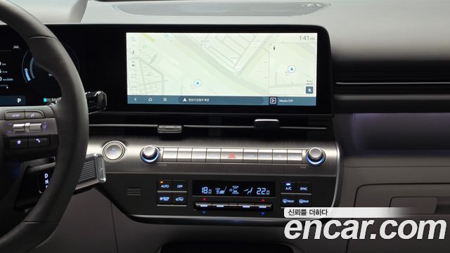 Hyundai Kona 2023 — photo 20