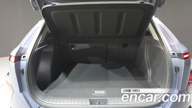 Hyundai Kona 2023 — photo 23